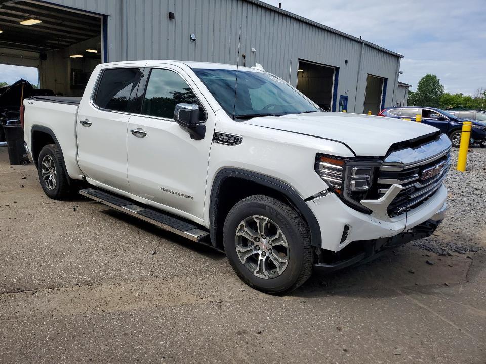 2026 GMC Sierra K1500 slt
