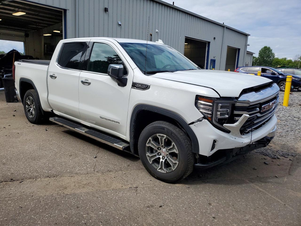 2026 GMC Sierra K1500 SLT