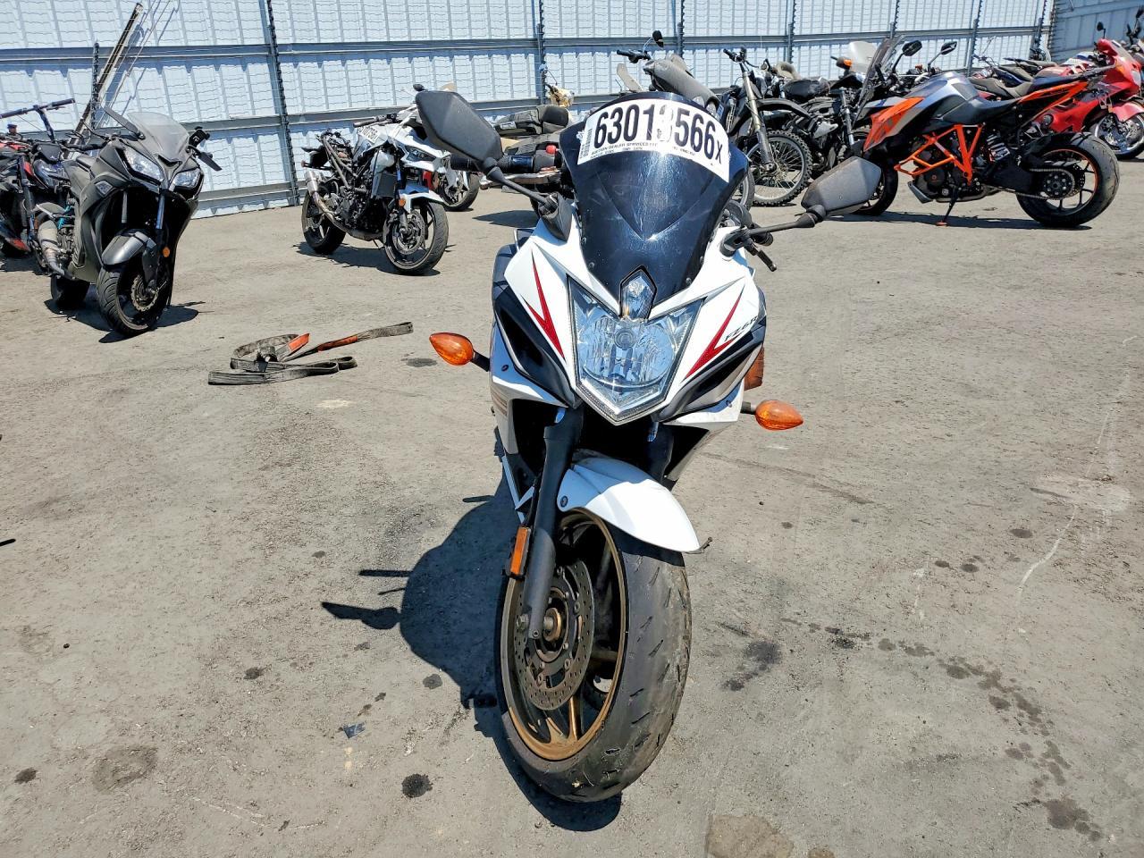 2010 Yamaha FZ6 R