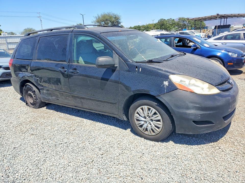 2009 Toyota Sienna le 8-passenger