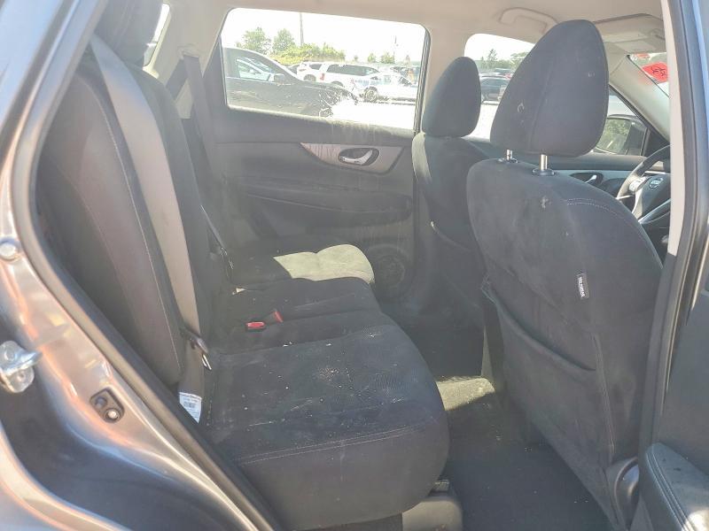 2015 Nissan Rogue sv