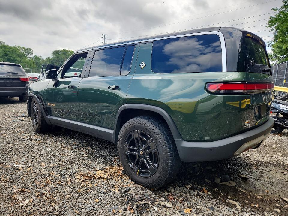 2023 Rivian R1S Adventure