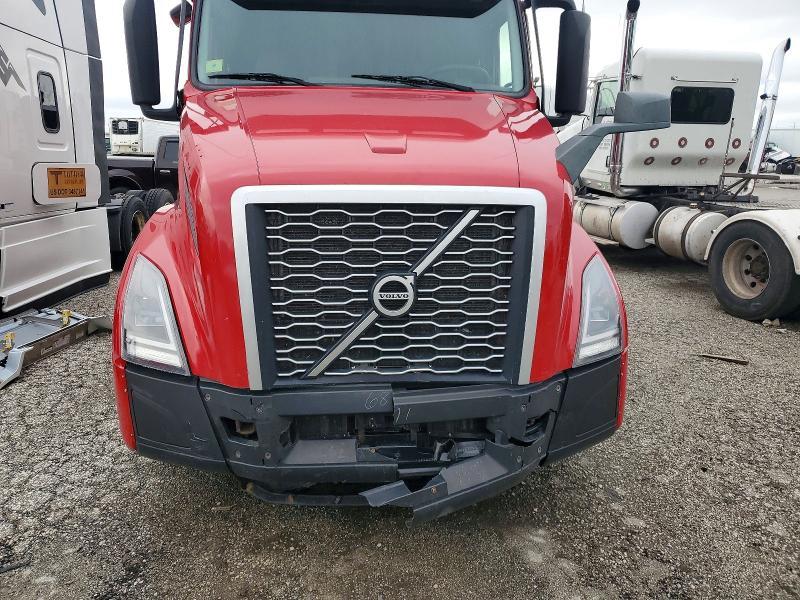 2021 Volvo VNL Semi Truck