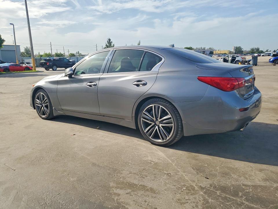 2015 Infiniti Q50 Sport