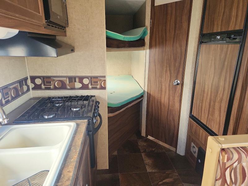 2016 KZ Sportsmen Camper