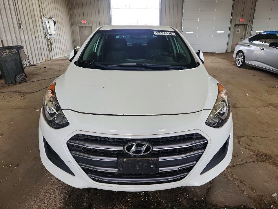 2016 Hyundai Elantra gt Base