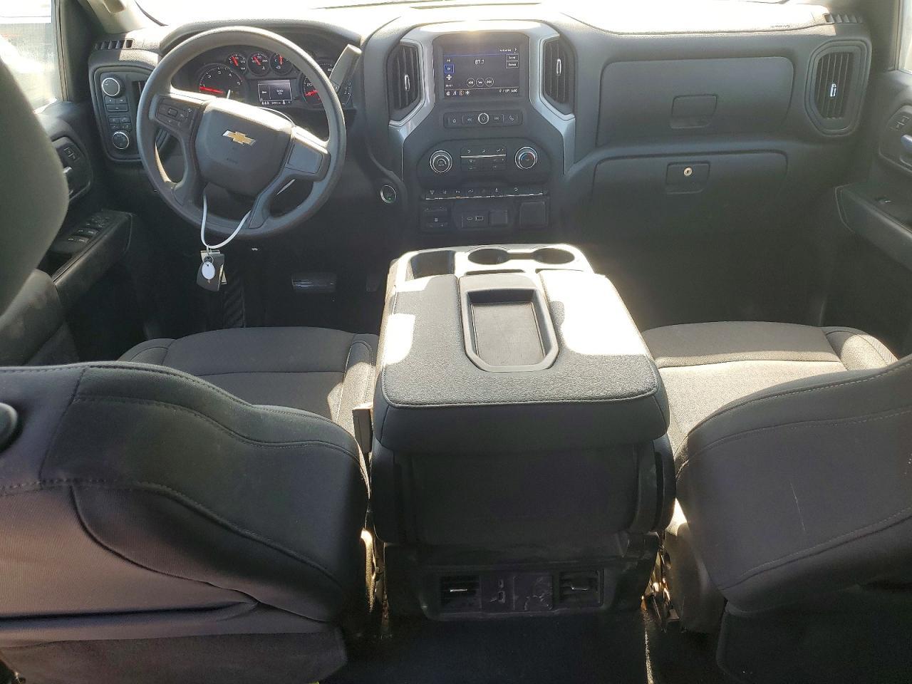 2024 Chevrolet Silverado K2500 Custom