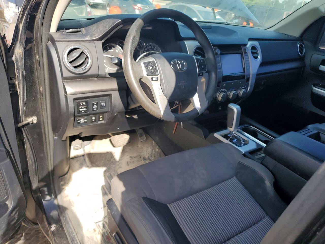 2014 Toyota Tundra SR5