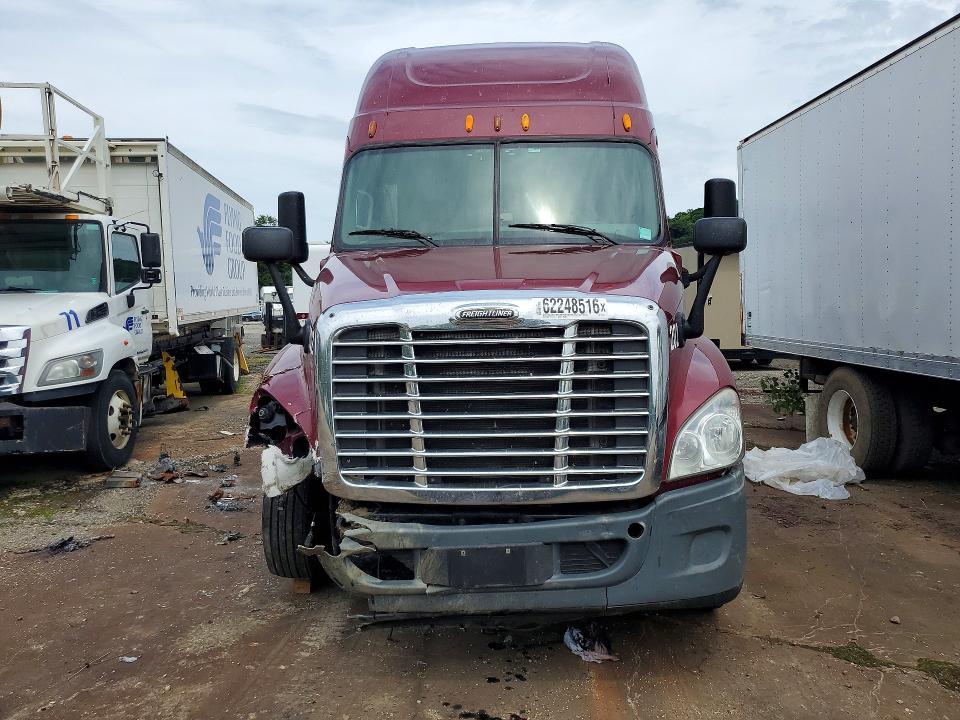 2014 Freightliner Cascadia 125