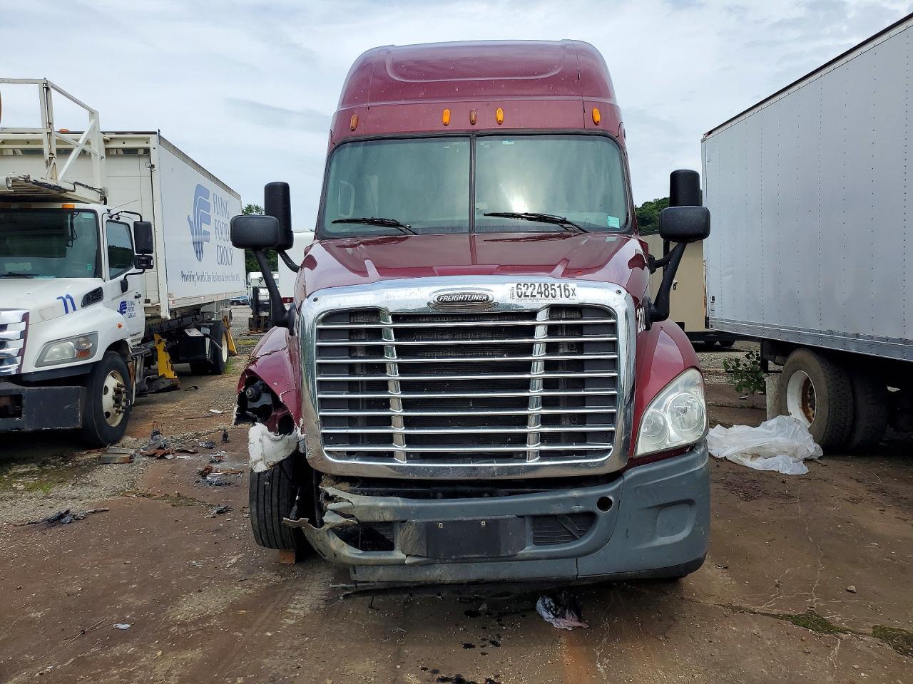 2014 Freightliner Cascadia 125