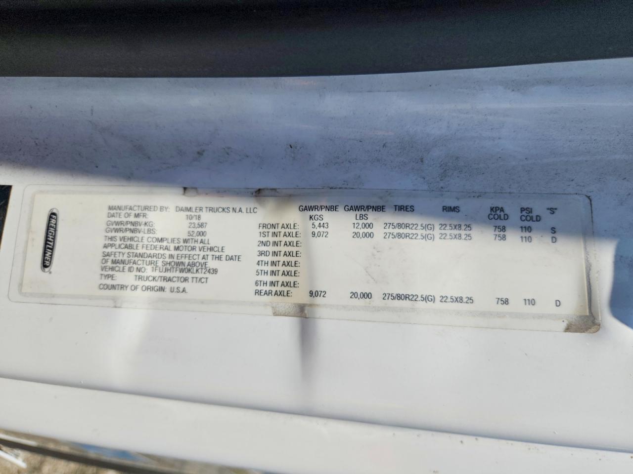 2019 Freightliner Cascadia 116