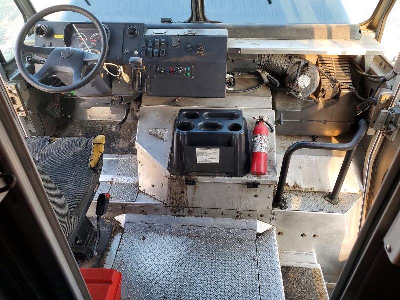 2021 Freightliner MT45G Chassis Delivery Truck