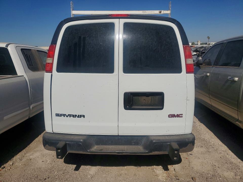 2017 GMC Savana G2500