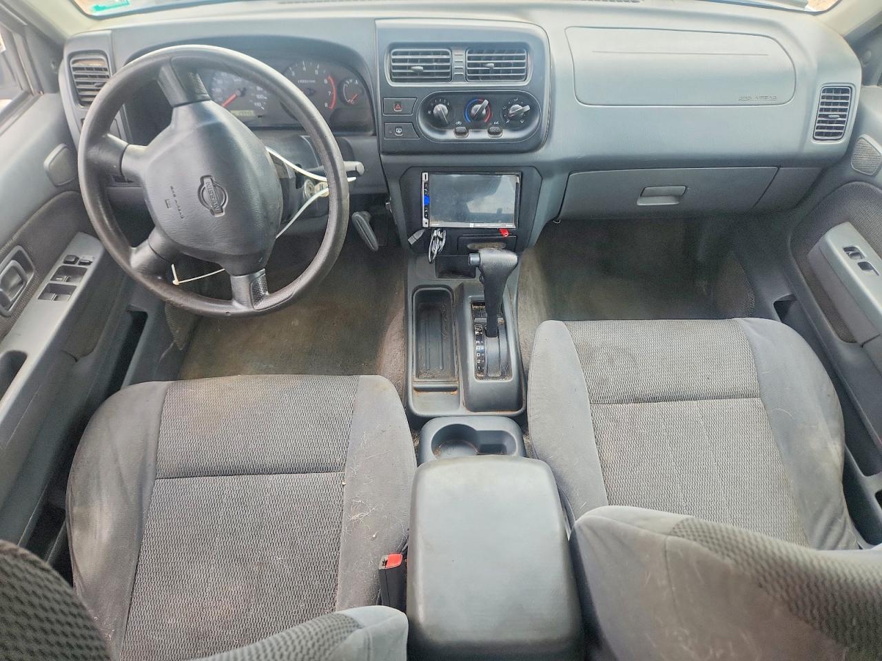 2001 Nissan Frontier XE