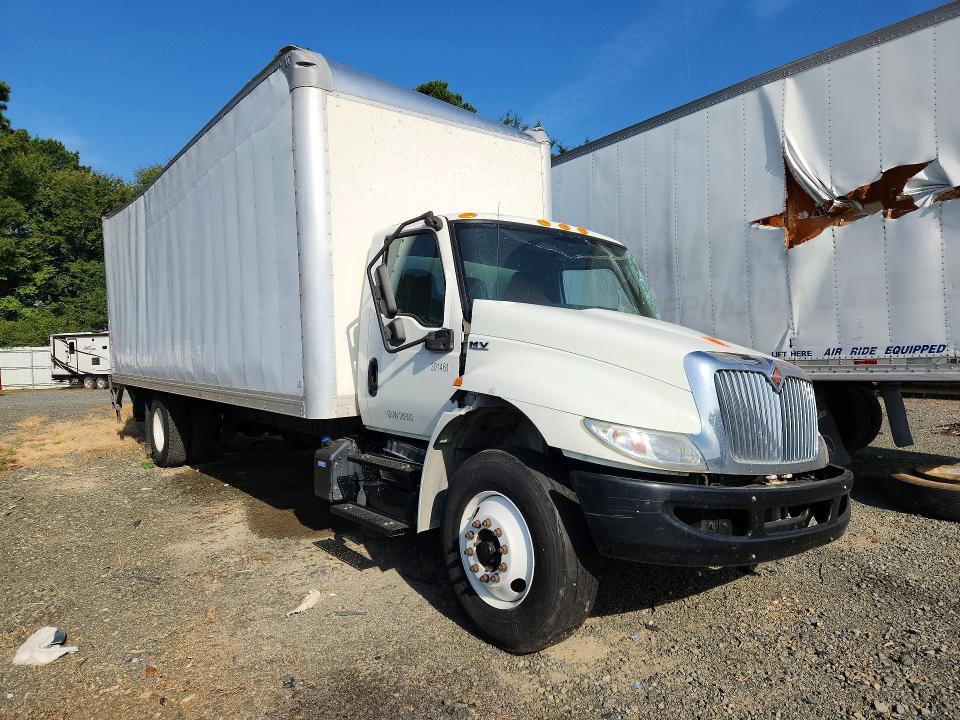2020 International MV607 BOX Truck
