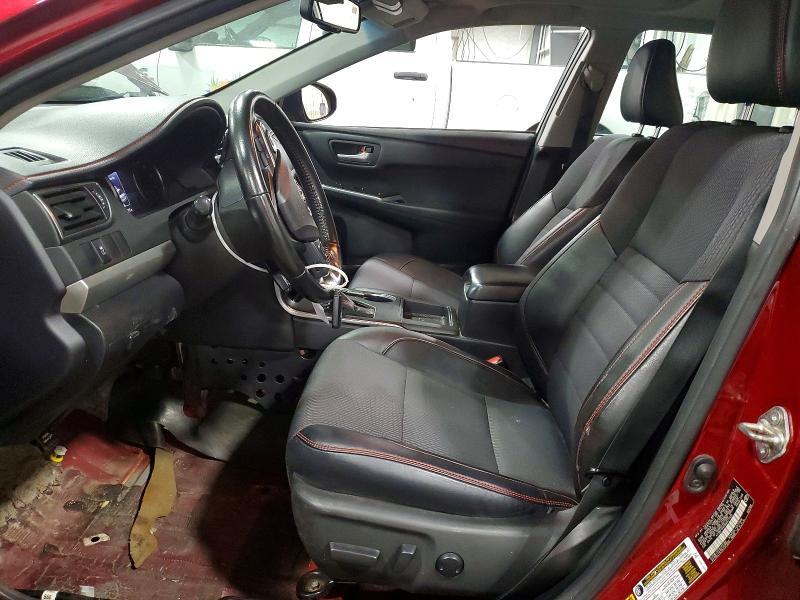 2016 Toyota Camry se