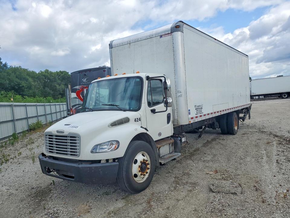 2016 Freightliner Business Class M2 BOX Truck
