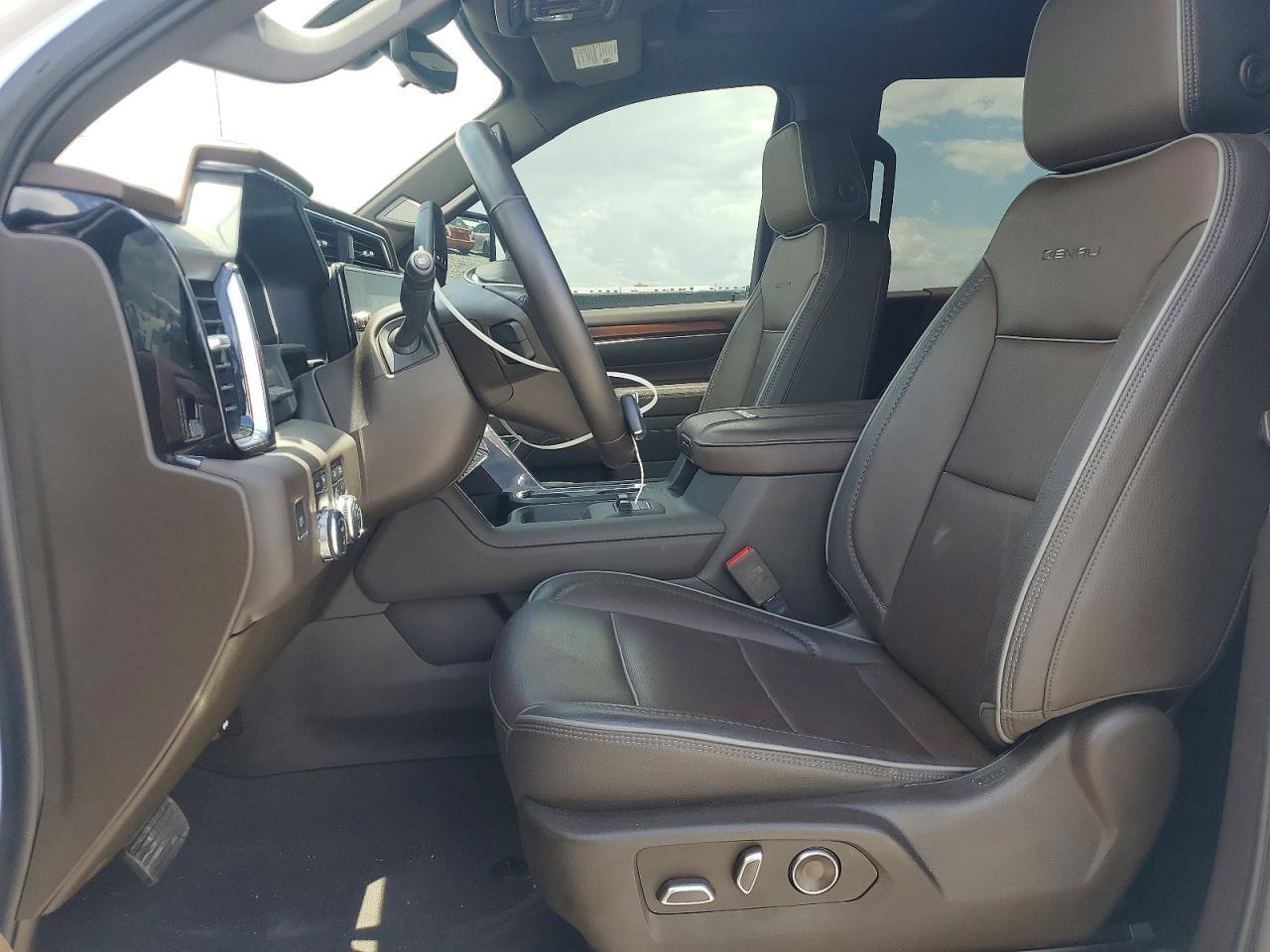 2024 GMC Sierra