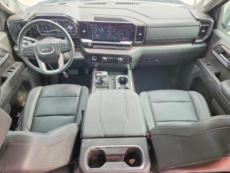2023 GMC Sierra K1500 SLT