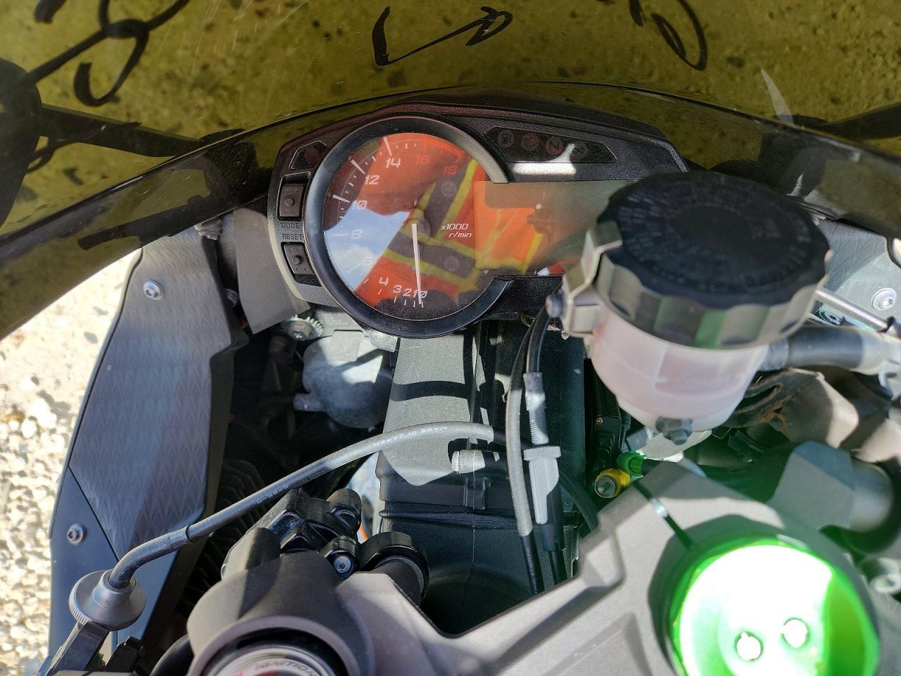 2015 Kawasaki ZX636 E