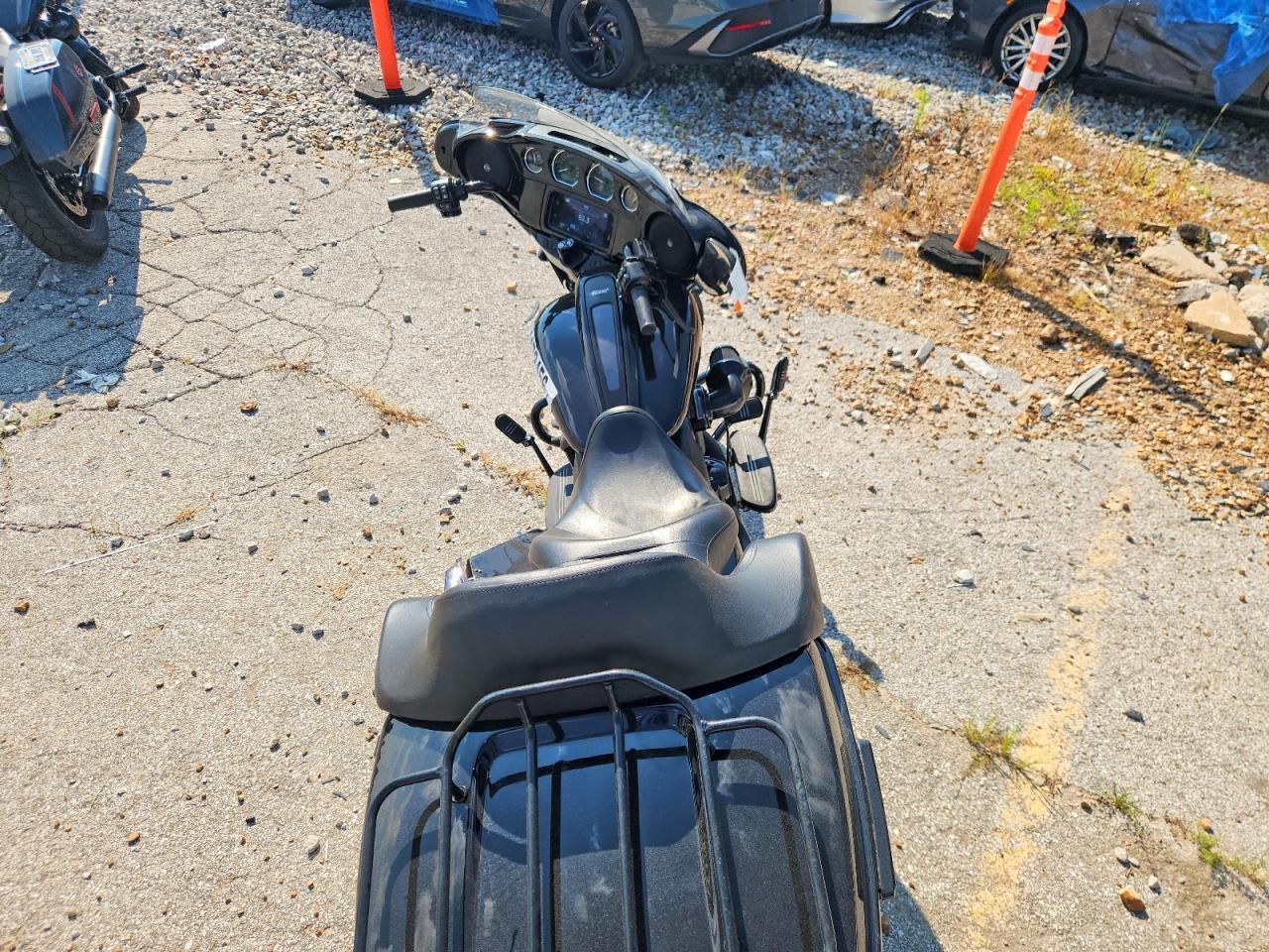 2022 Harley-Davidson Flhxst