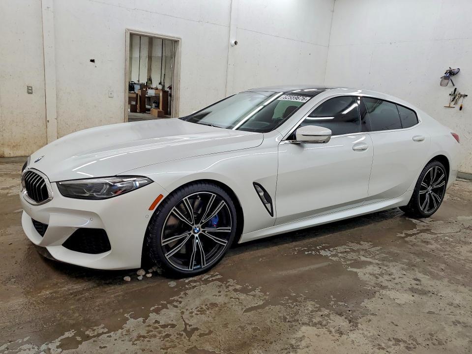 2022 BMW M850xi