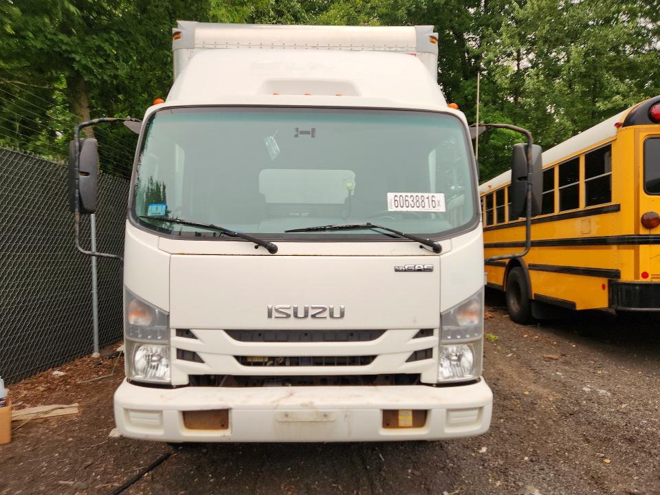 2016 Isuzu Npr hd Delivery Truck