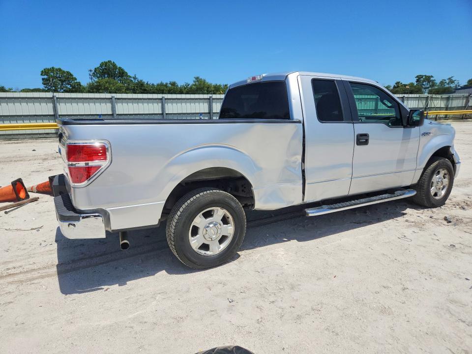 2011 Ford F150 Super cab