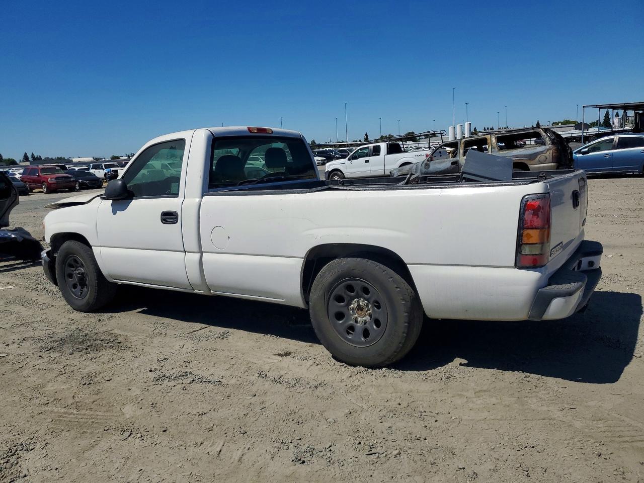 2005 GMC New Sierra C1500