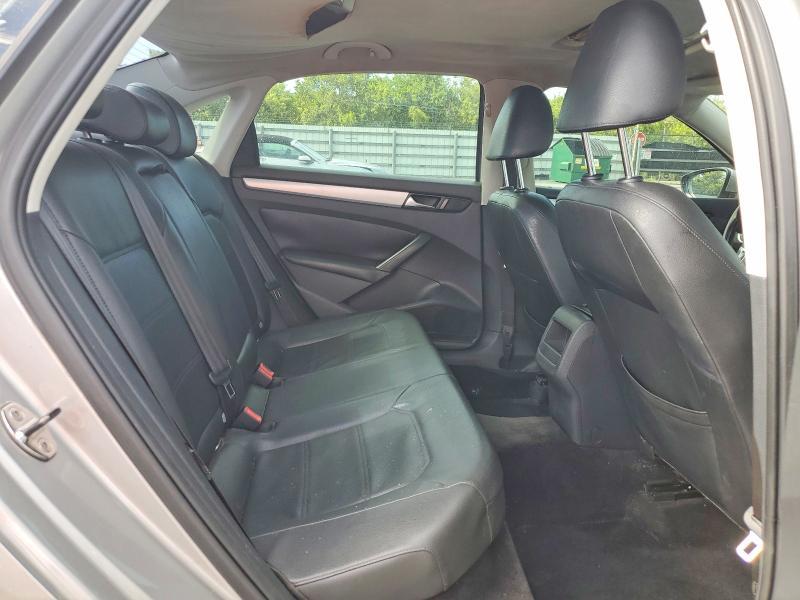 2012 Volkswagen Passat se