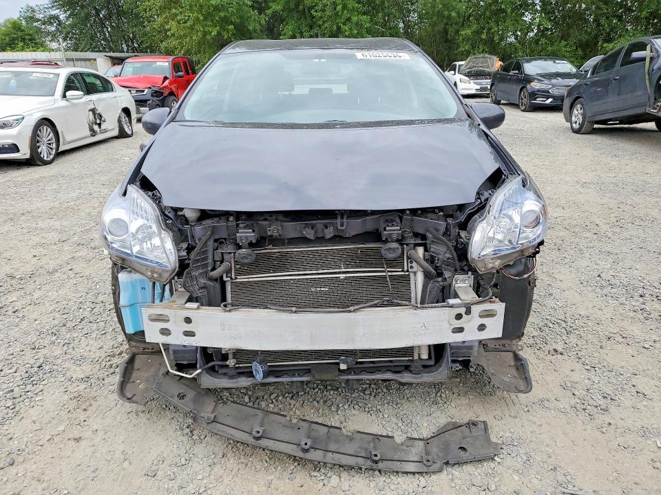 2015 Toyota Prius Plug-in Hybrid Base