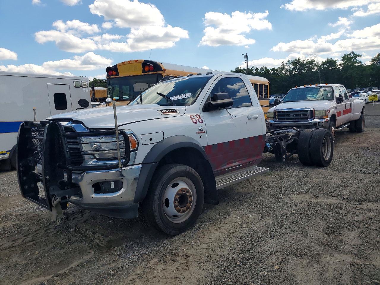 2020 Dodge RAM 4500-BOX Truck