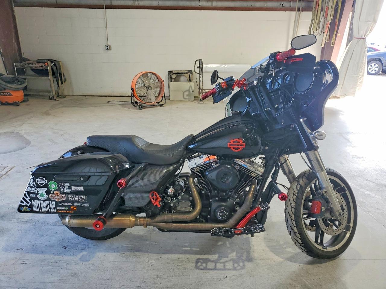 2015 Harley-Davidson Flhxs Street Glide Special