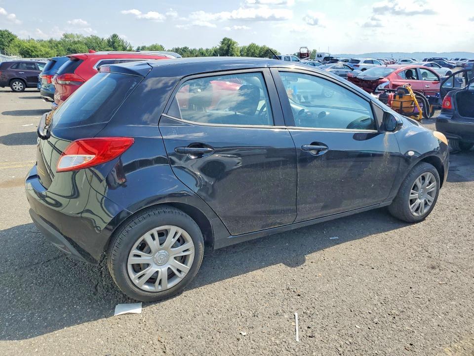 2011 Mazda 2