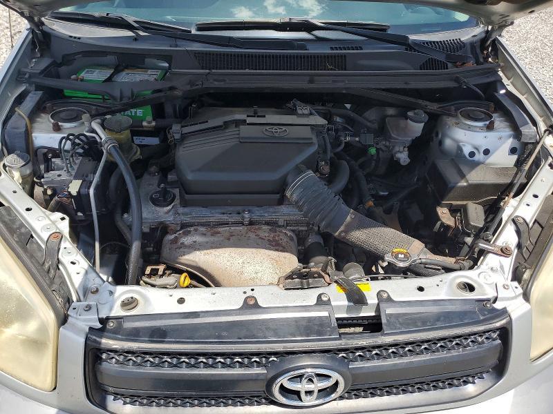 2004 Toyota Rav4 Base