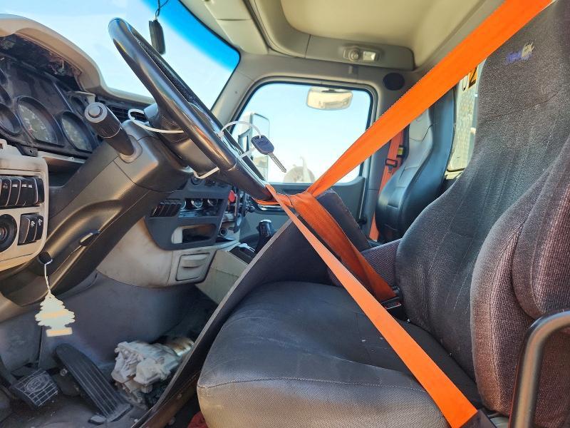 2018 Peterbilt 579 Semi Truck