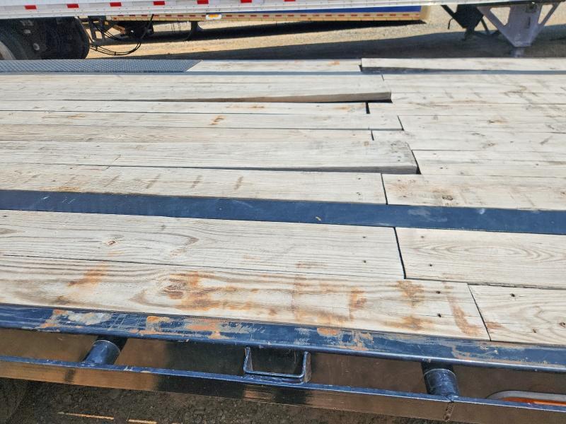 2026 PJ LS402 Flatbed Trailer