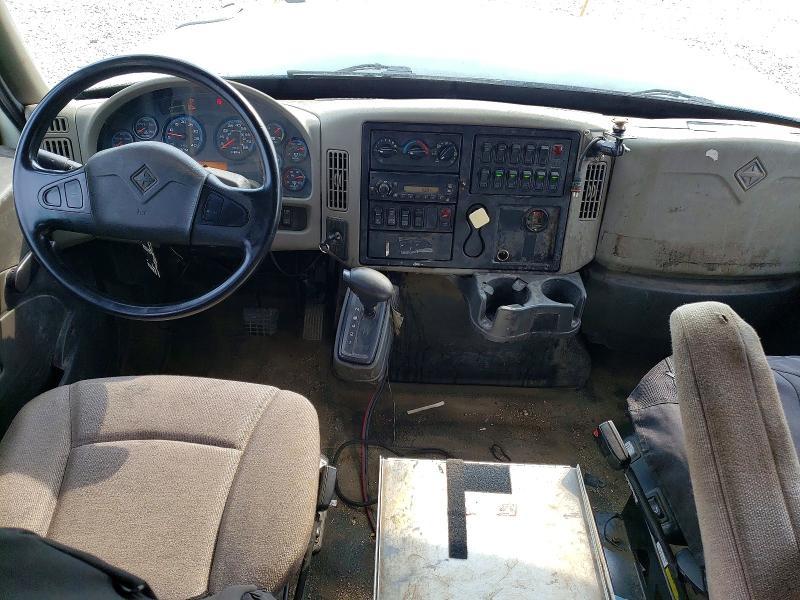 2014 International 7300 Crane Truck