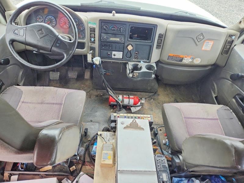 2009 International 7500 Crane Truck