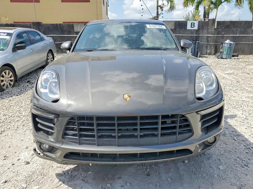2016 Porsche Macan s