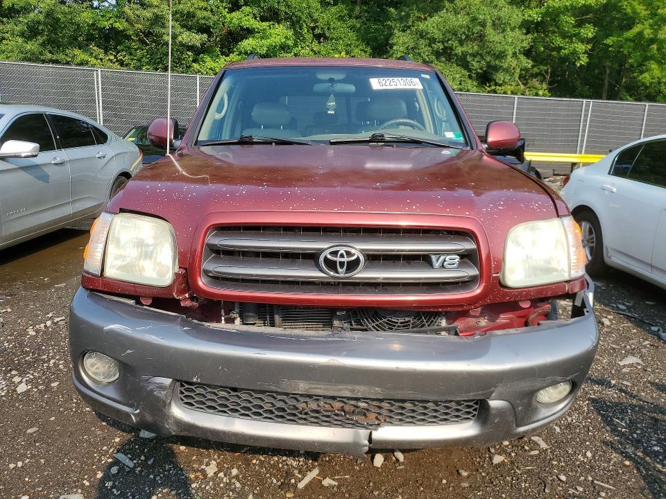 2004 Toyota Sequoia SR5