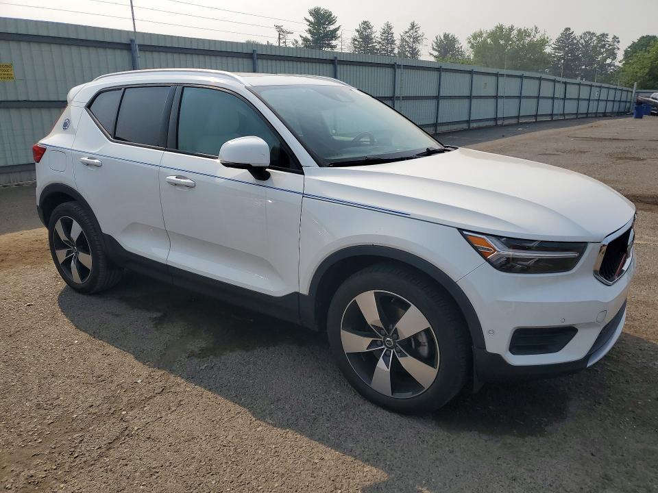 2019 Volvo Xc40 T5 Momentum