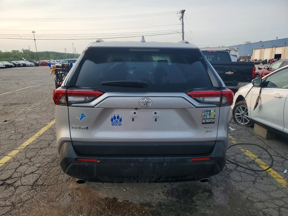 2023 Toyota Rav4 xle