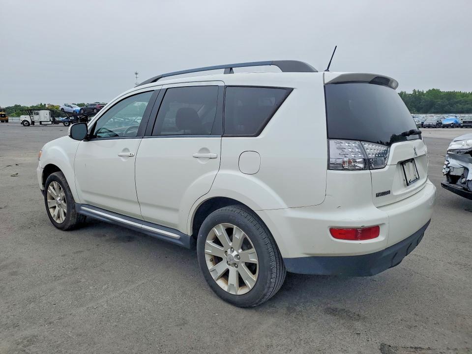 2013 Mitsubishi Outlander se