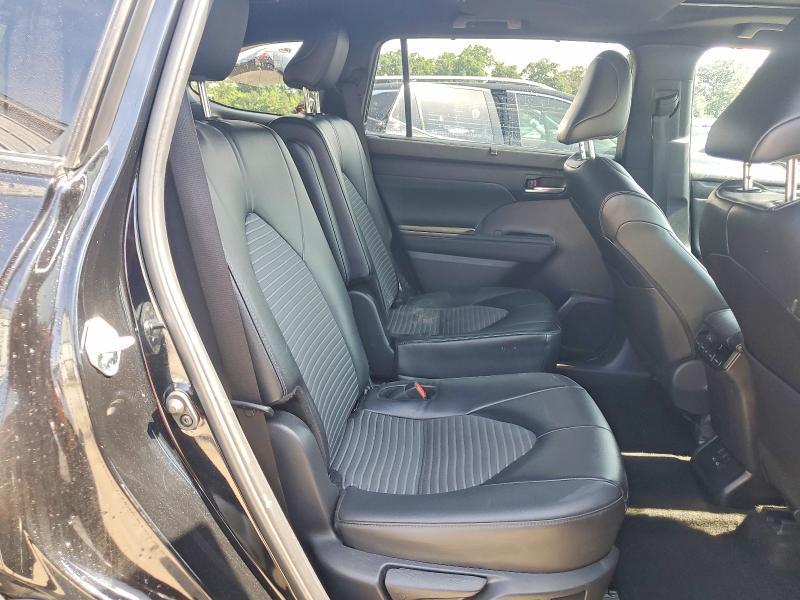 2024 Toyota Highlander xse