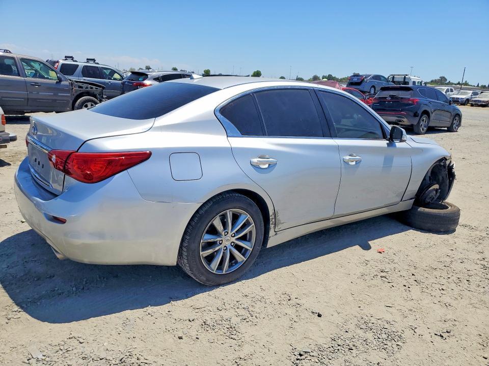 2015 Infiniti Q50 Base