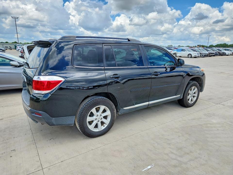2013 Toyota Highlander se
