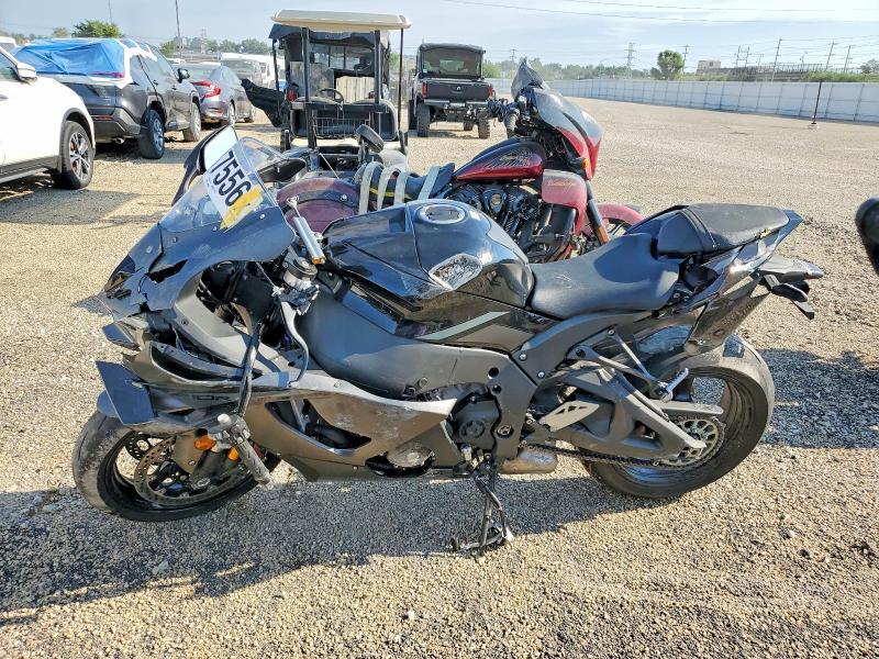 2026 Kawasaki ZX1003 B