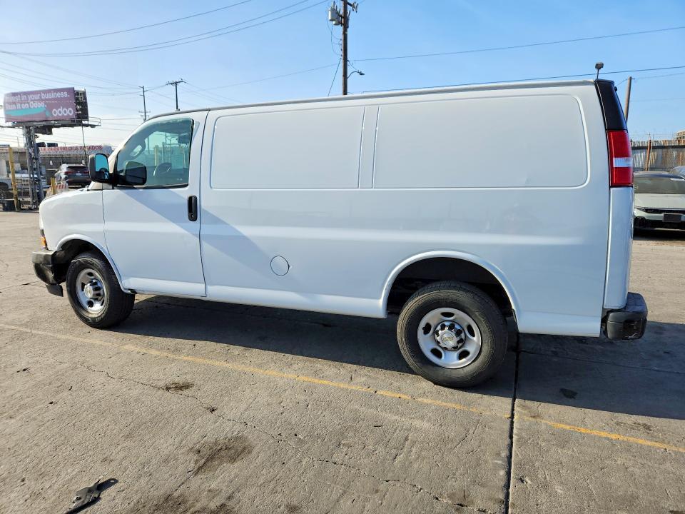2022 Chevrolet Express G3500
