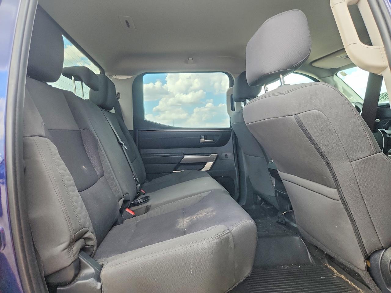 2022 Toyota Tundra SR5